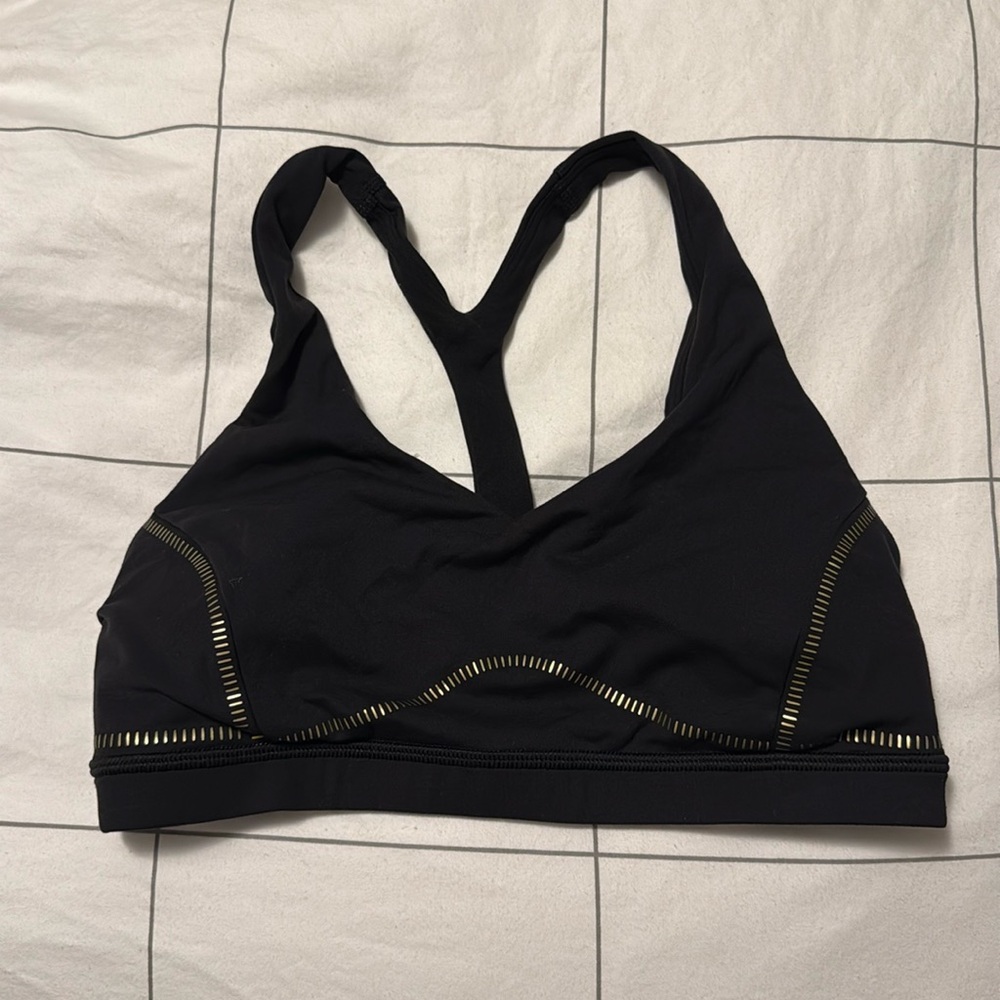 Lululemon Arise Bra